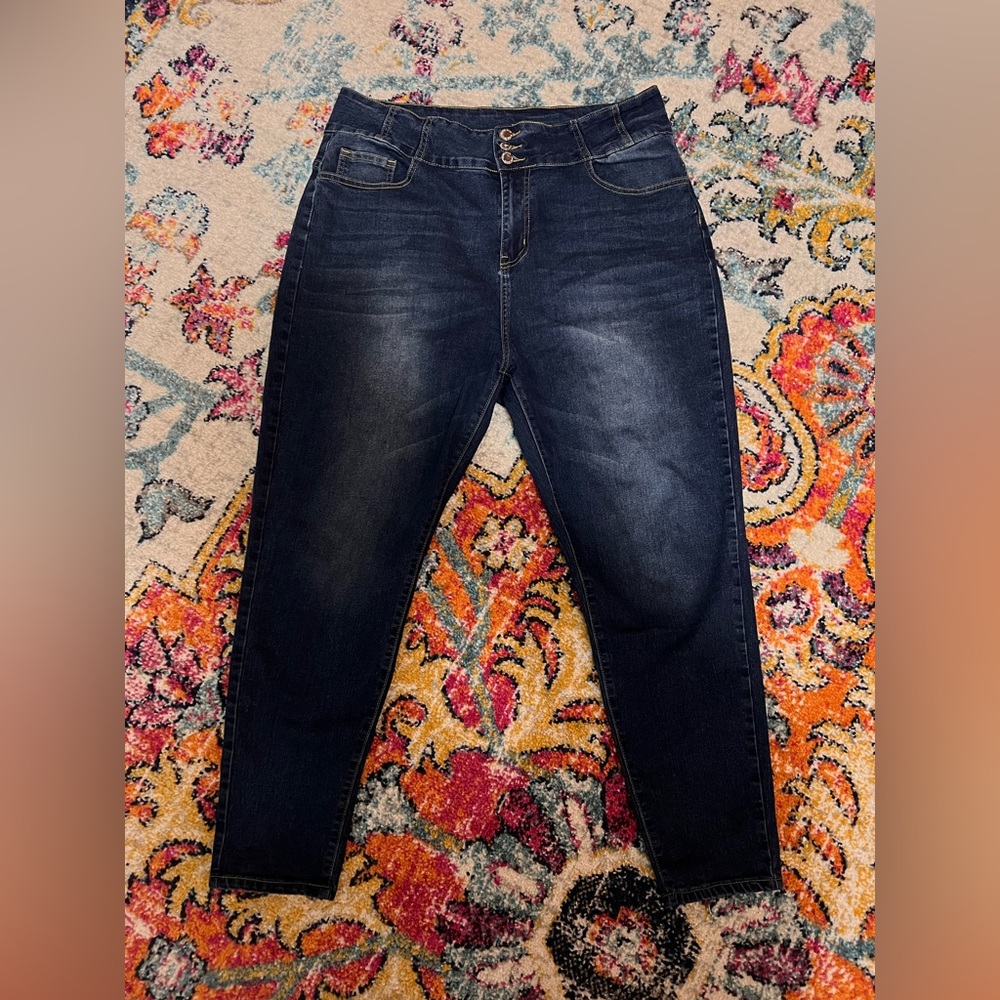 SHEIN Dark Wash Skinny Jeans